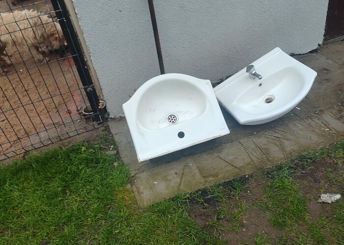 Grajewo ogłoszenia: Oddam dwie umywalki za kawę mieloną
